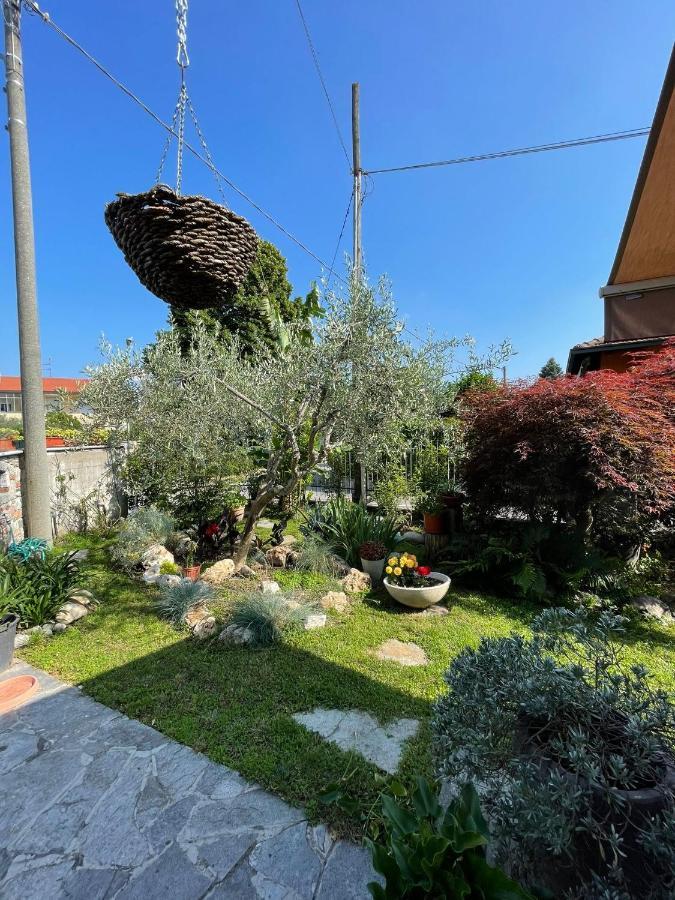 Casa Maria-Appartamento In Villa 이스프라 외부 사진